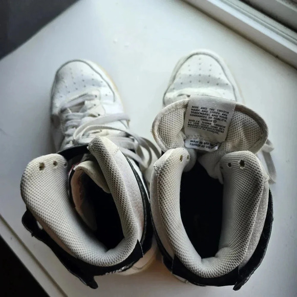 White/Black Nike Air Force 1 high-tops size US 9.5 Men's Basketball Shoes - Picture 6 of 10